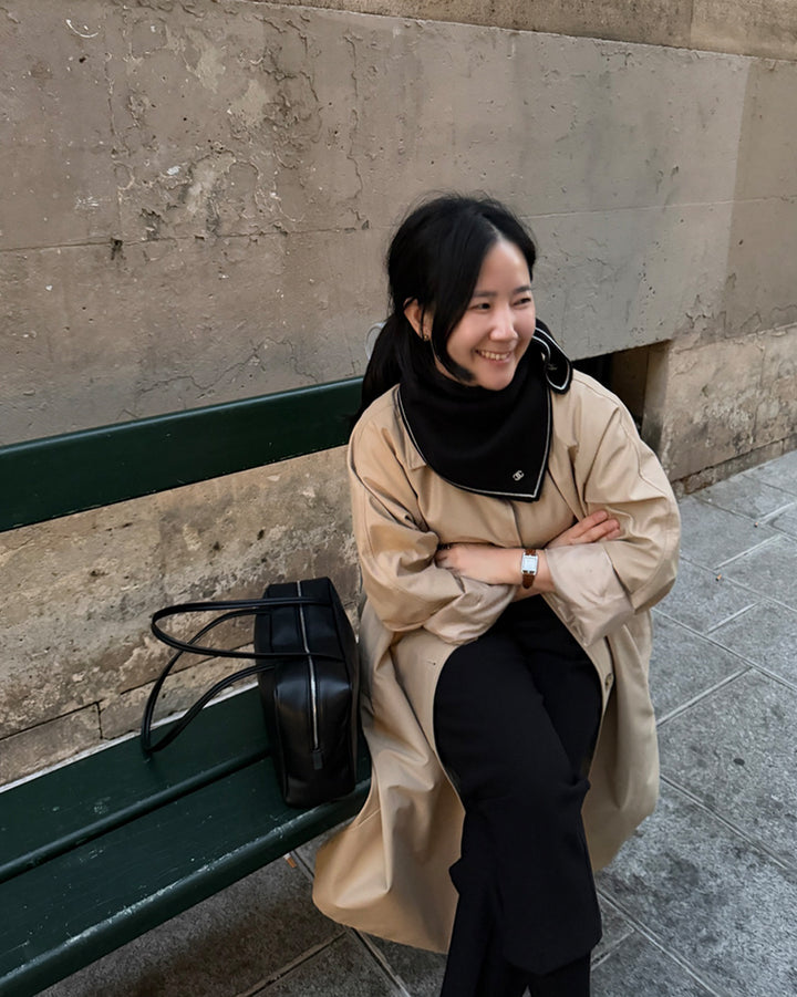 Minimal Lambskin Square Bag