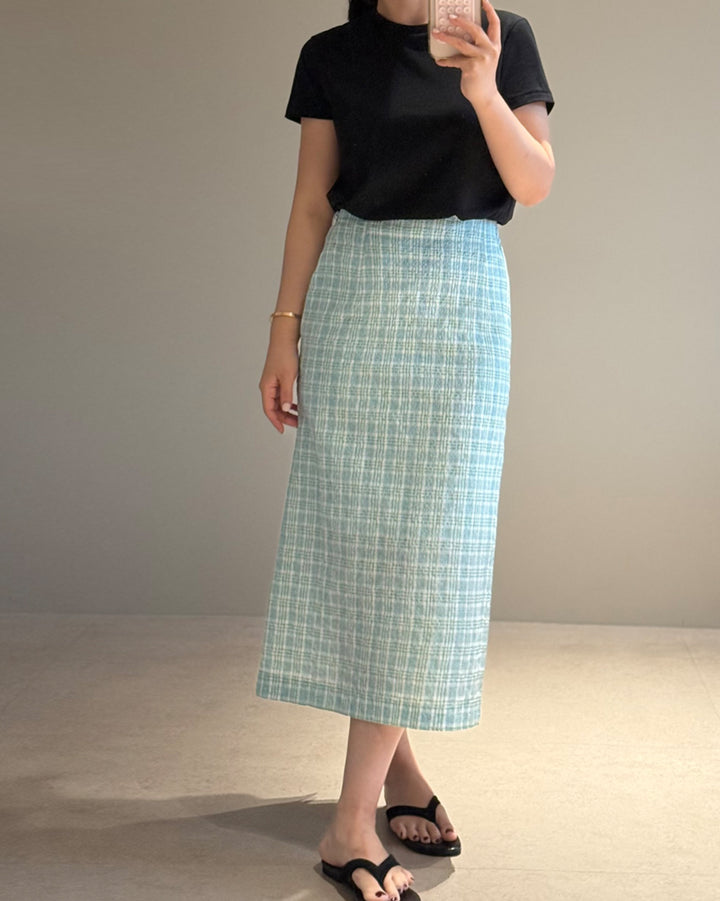 Textured Gingham Straight Long Skirt
