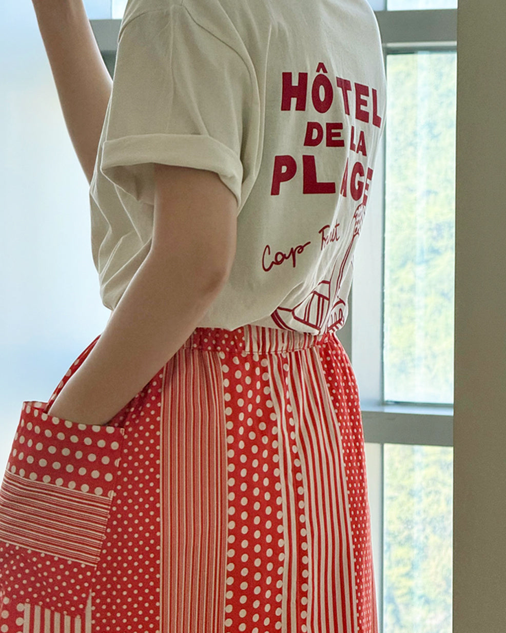 Vintage Beach Graphic Print Cotton T-Shirt
