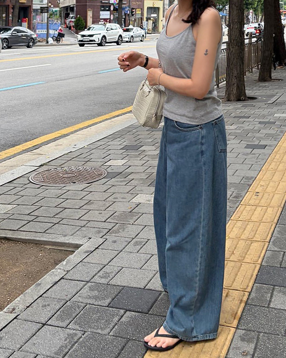 High-Waisted Barrel Wide-Leg Jeans