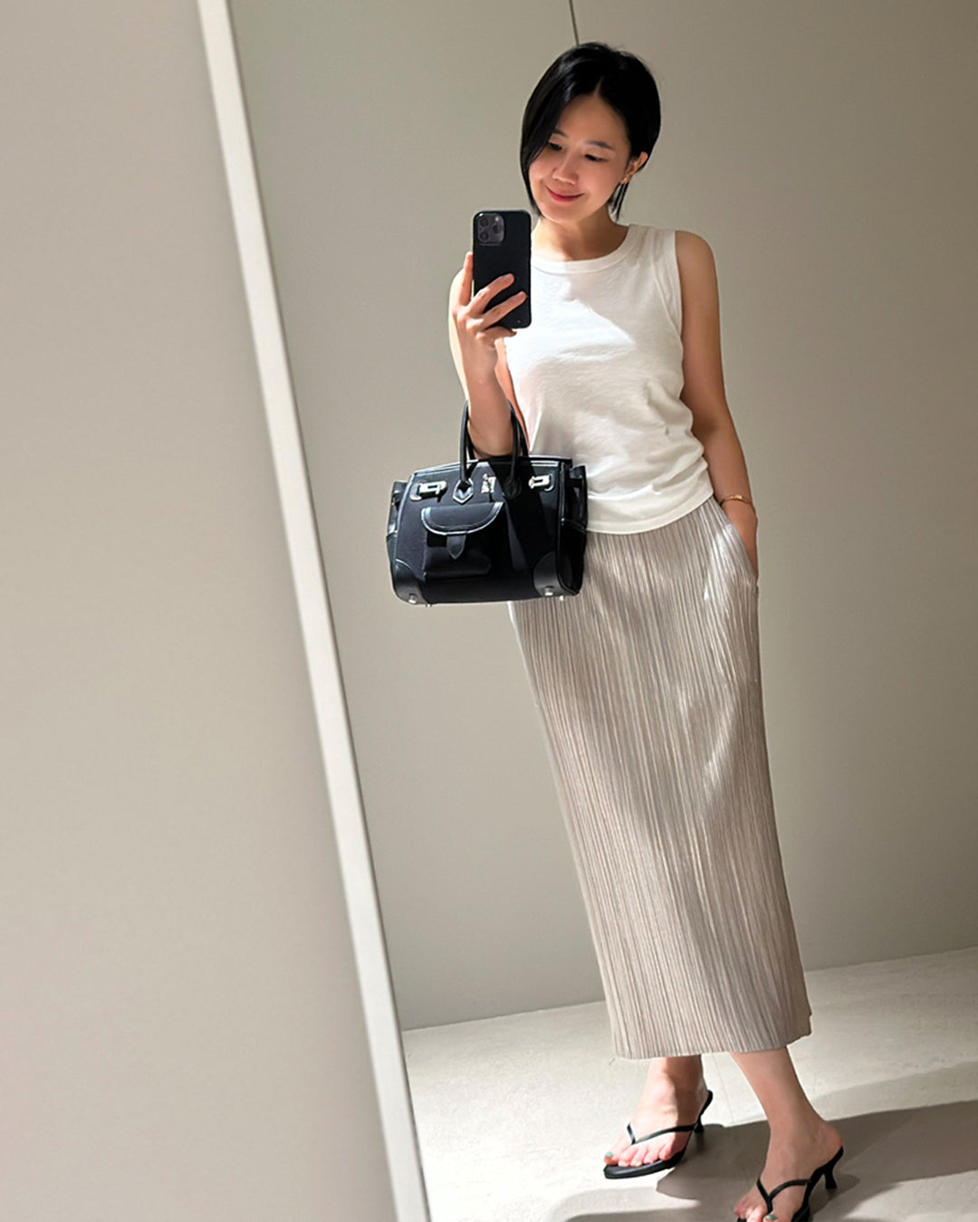 Shimmer Pleated Elastic Maxi Skirt