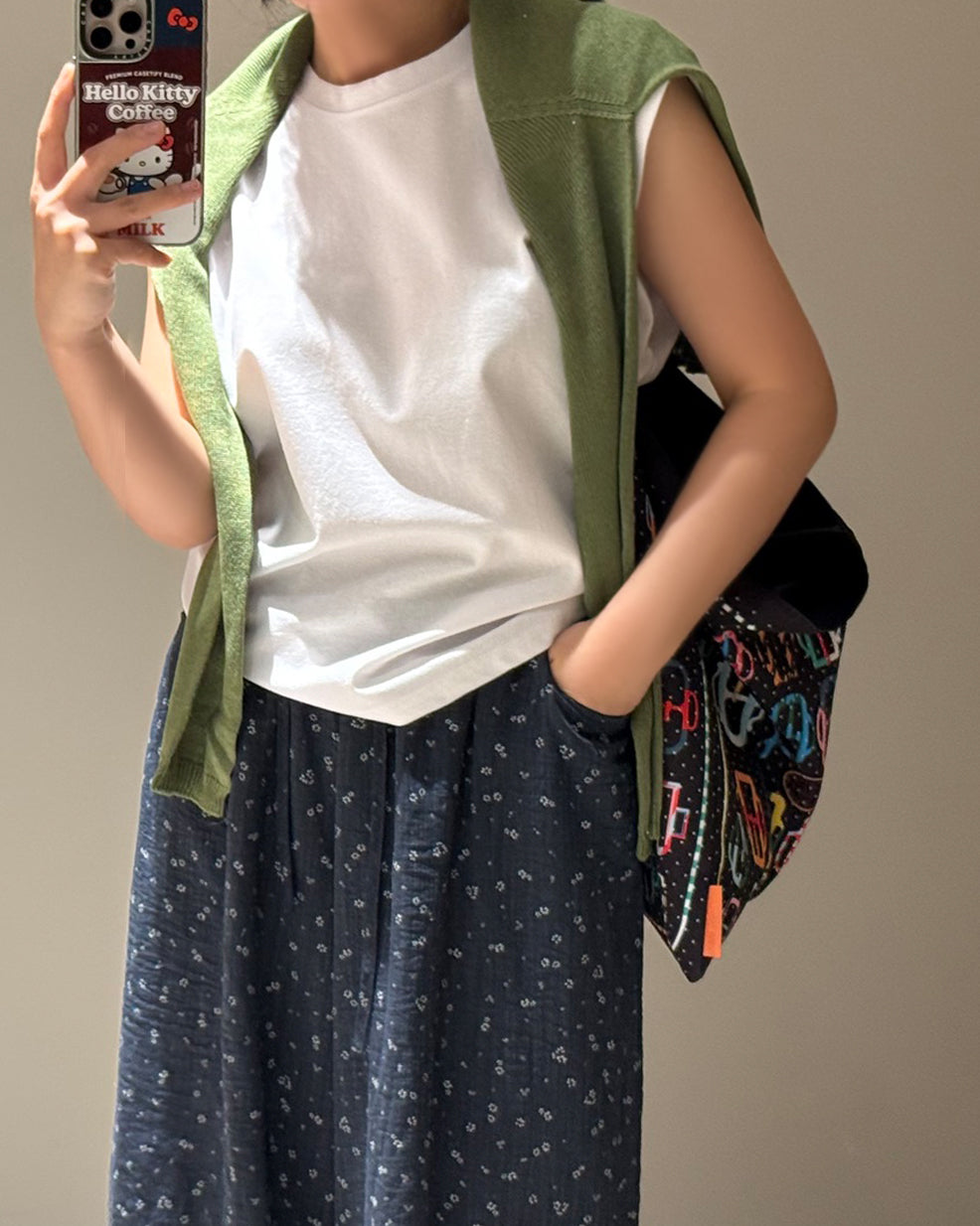 Graphic Printed Shoulder Tote Bag