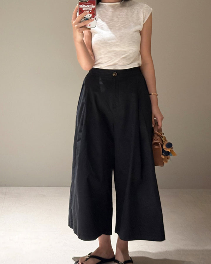 Volume Pleated Wide Pants