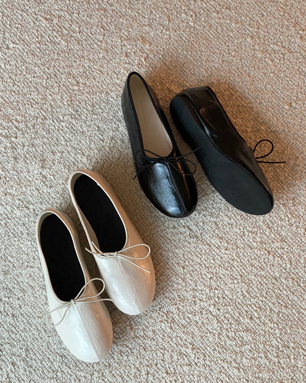 Classic Round-Toe Ballet Flats with Ribbon Bow