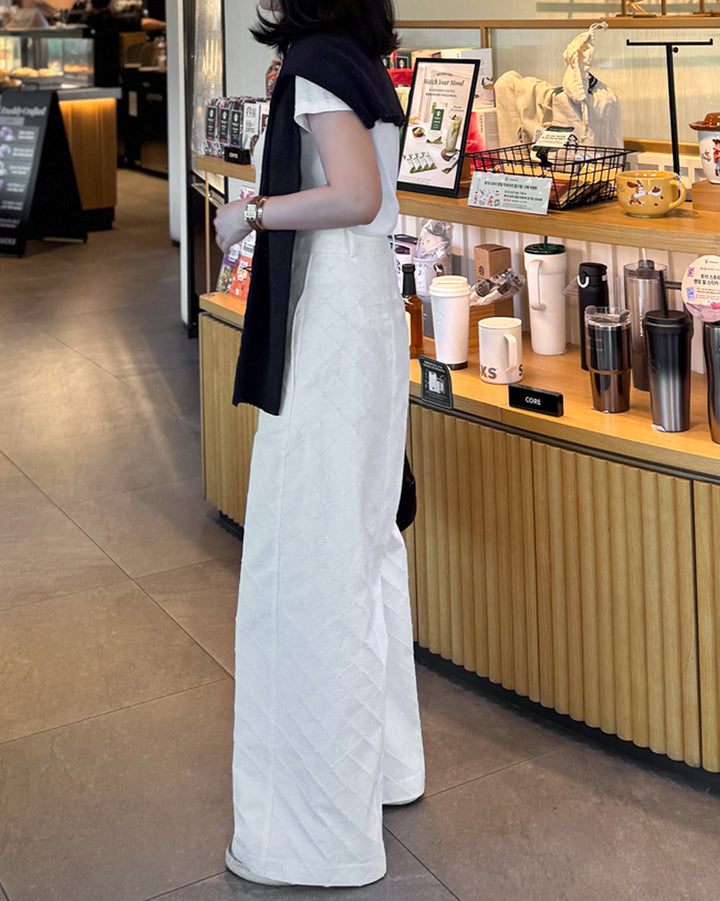 Diamond Textured Wide-Leg Trousers