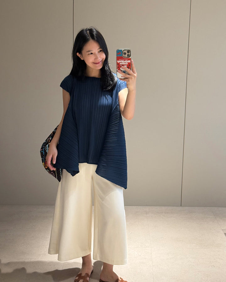 Wide-Leg Cropped Pants