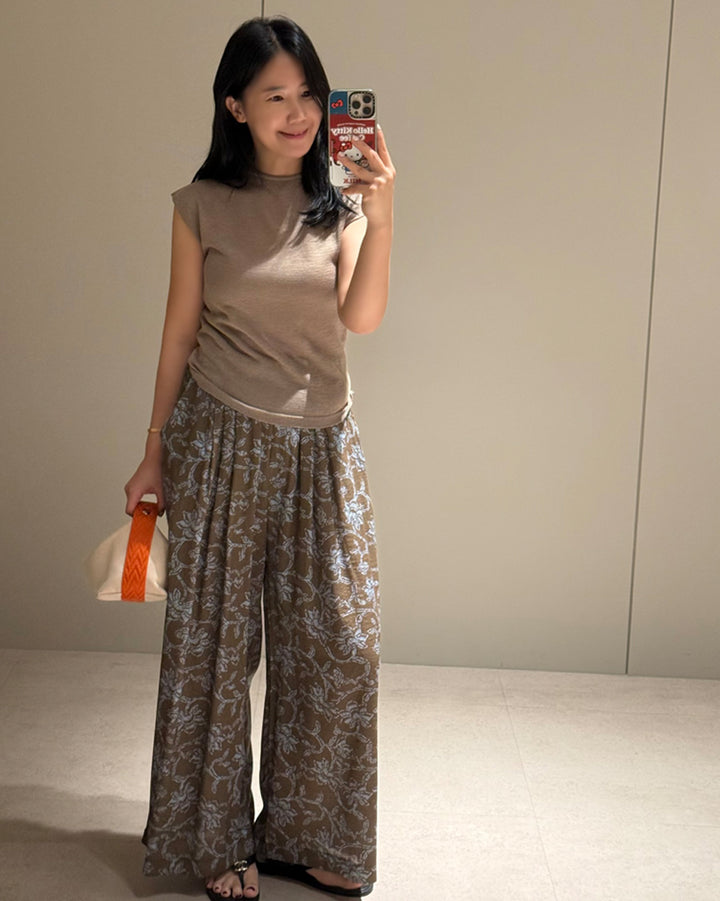 Floral Print Wide Leg Pleated Pants