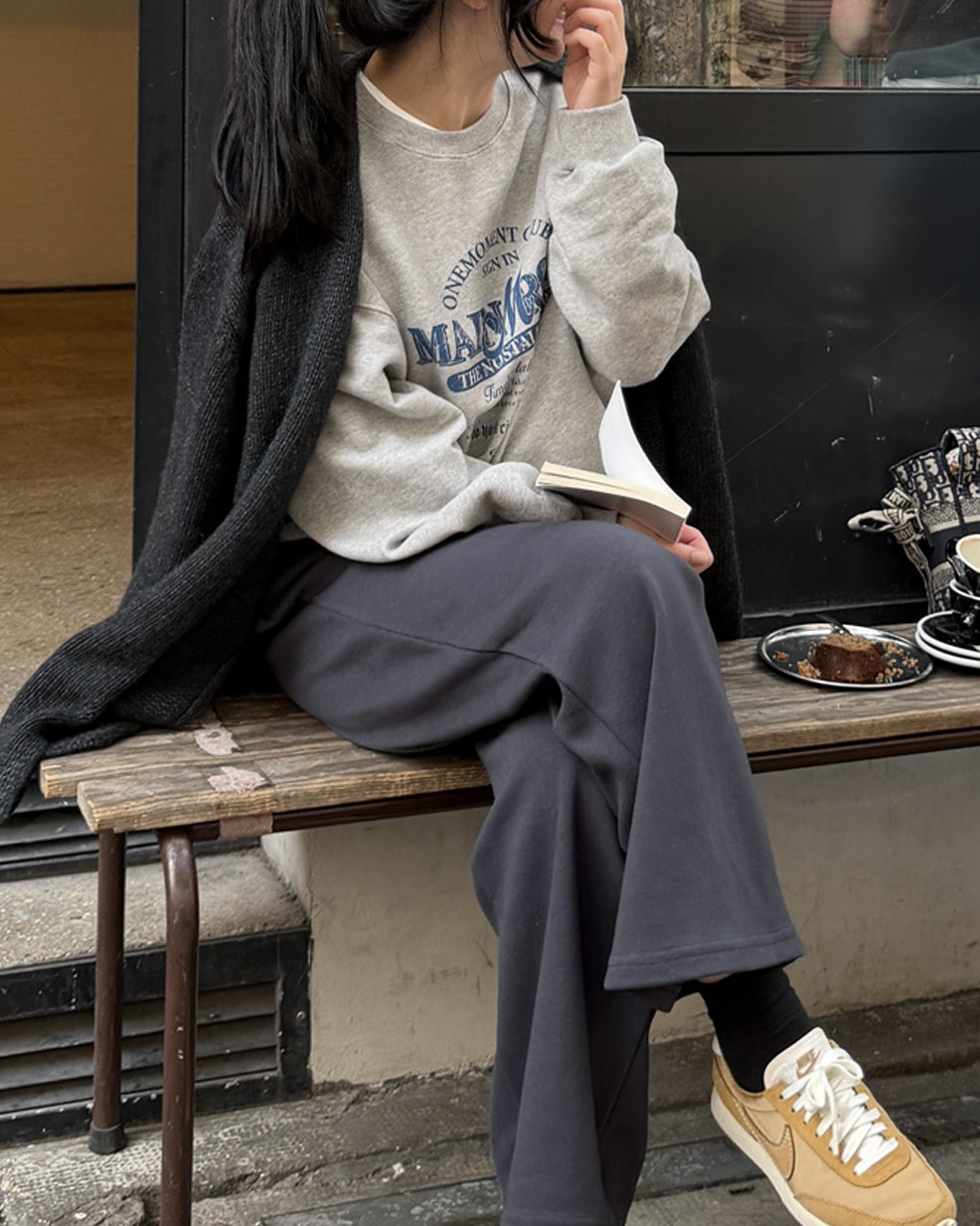 Cozy Wide-Leg Elastic Pants