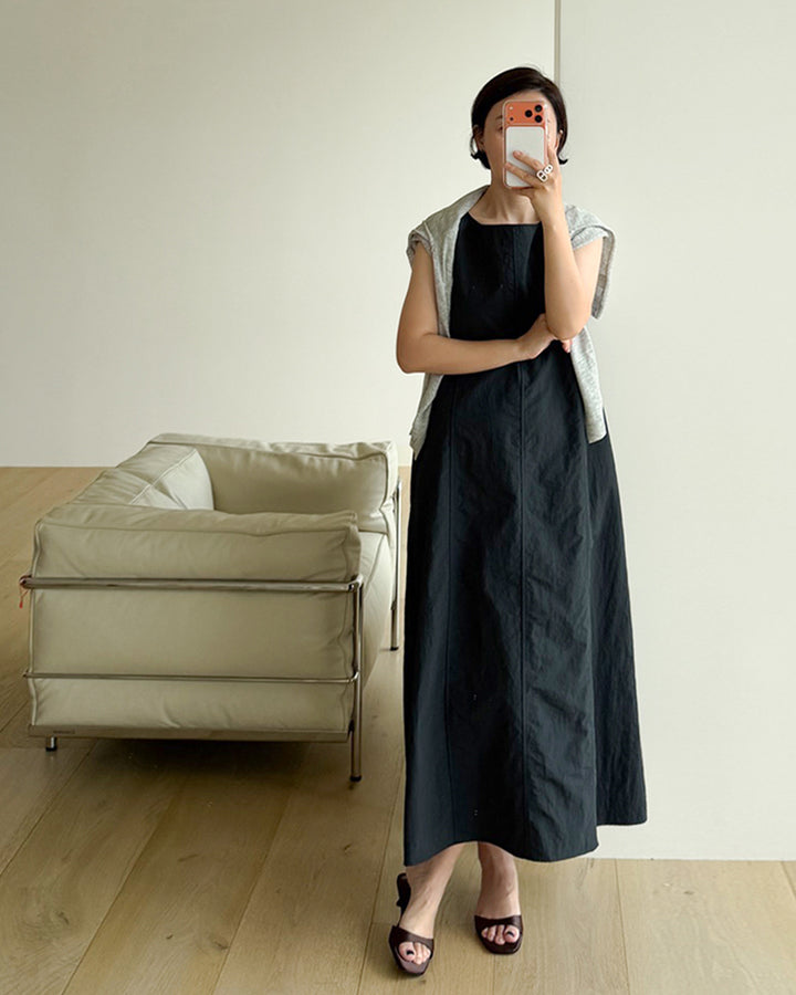 Seam-Detail Sleeveless Long Dress