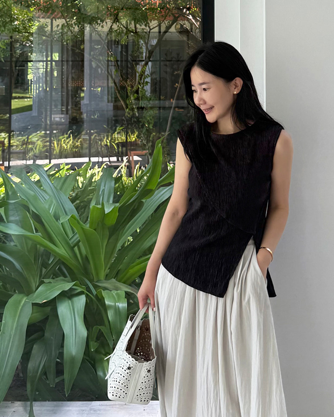Asymmetric Layered Plisse Sleeveless Top