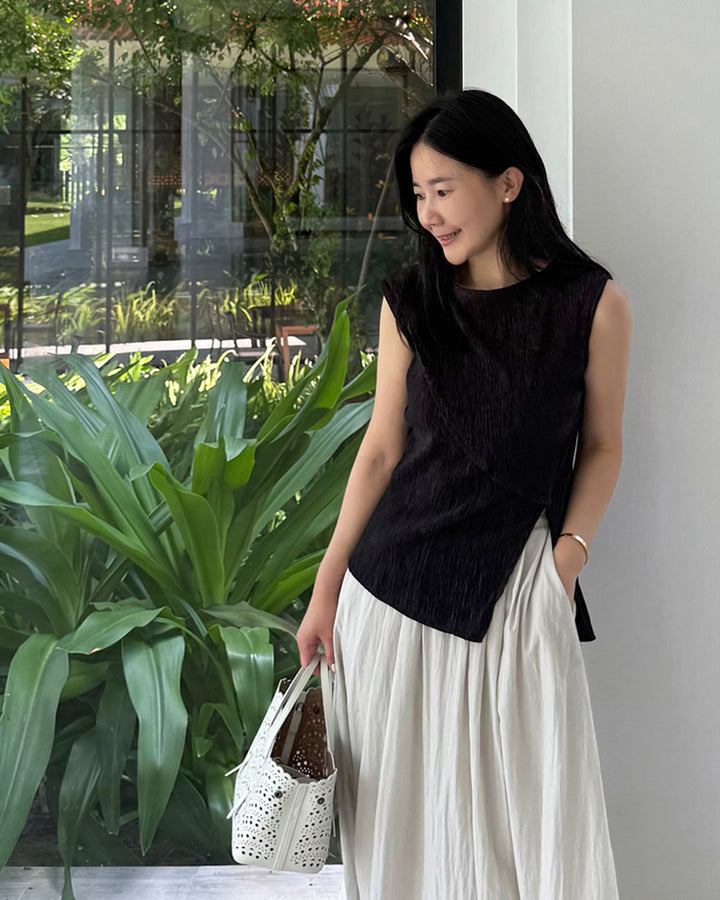Asymmetric Layered Plisse Sleeveless Top