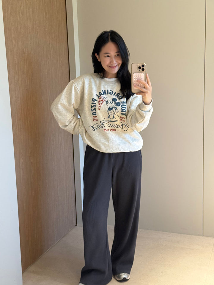 Vintage Mickey Mouse Graphic Sweatshirt