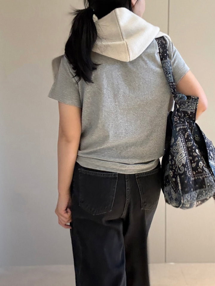フード付きニットコンバーチブルラップベスト