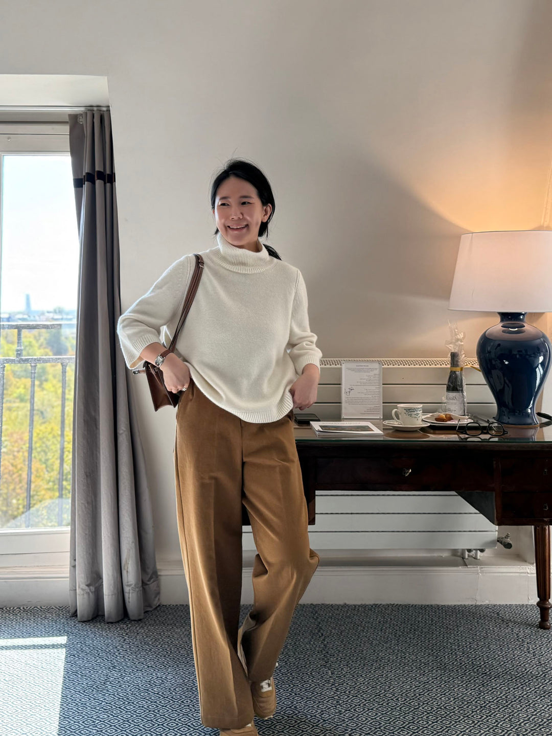 Tailored Wide-Leg Trousers in Warm Camel
