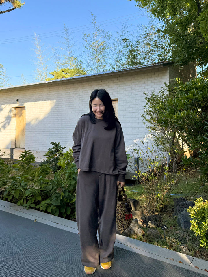 Cozy Sweatshirt and Wide-Leg Pants Set
