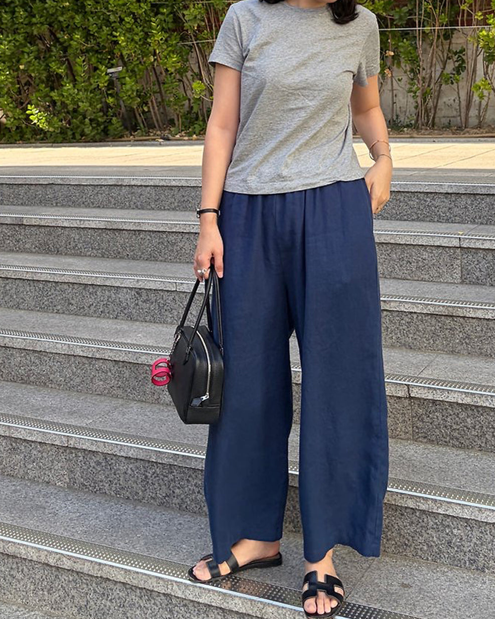 エッセンシャル クルーネック 半袖Tシャツ