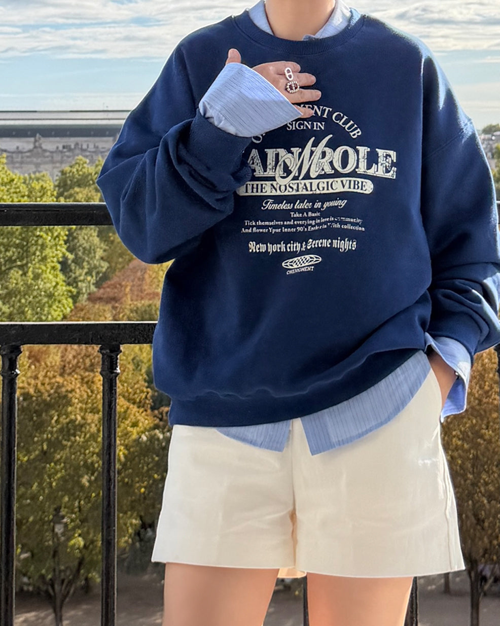 Vintage Graphic Sweatshirt - Blue