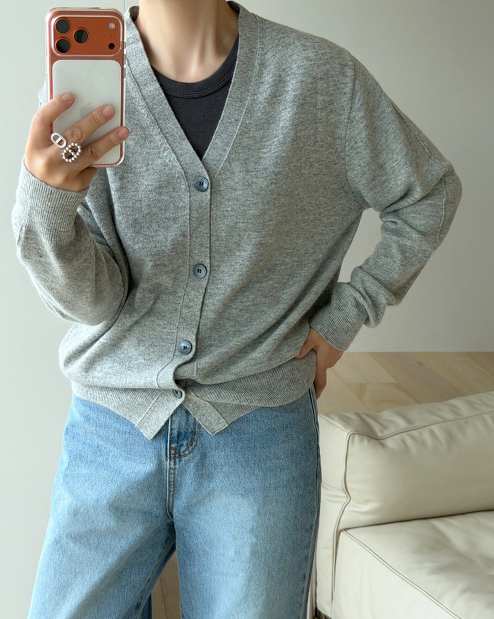 エッセンシャル カシミヤメリノ Vネックカーディガン
