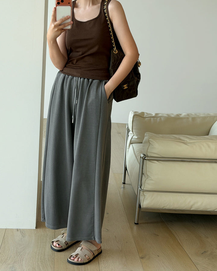 Classic Scoop Neck Cotton Tank Top