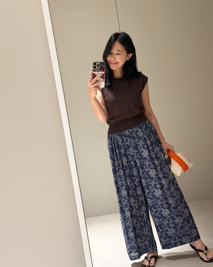 Floral Print Wide Leg Pleated Pants