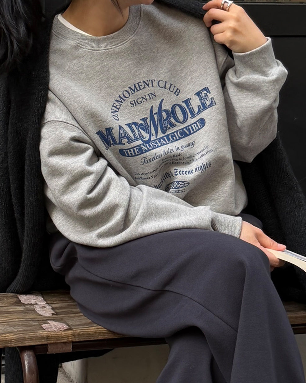 Vintage Graphic Sweatshirt - Grey