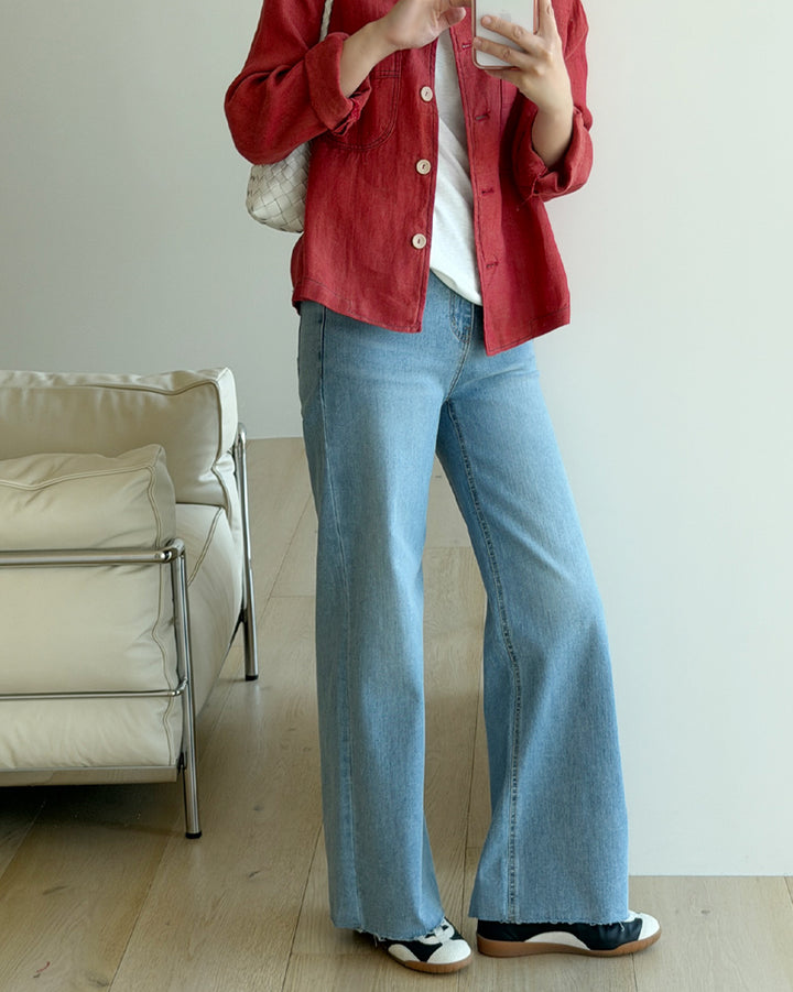 Light Wash Raw Edge Wide Jeans