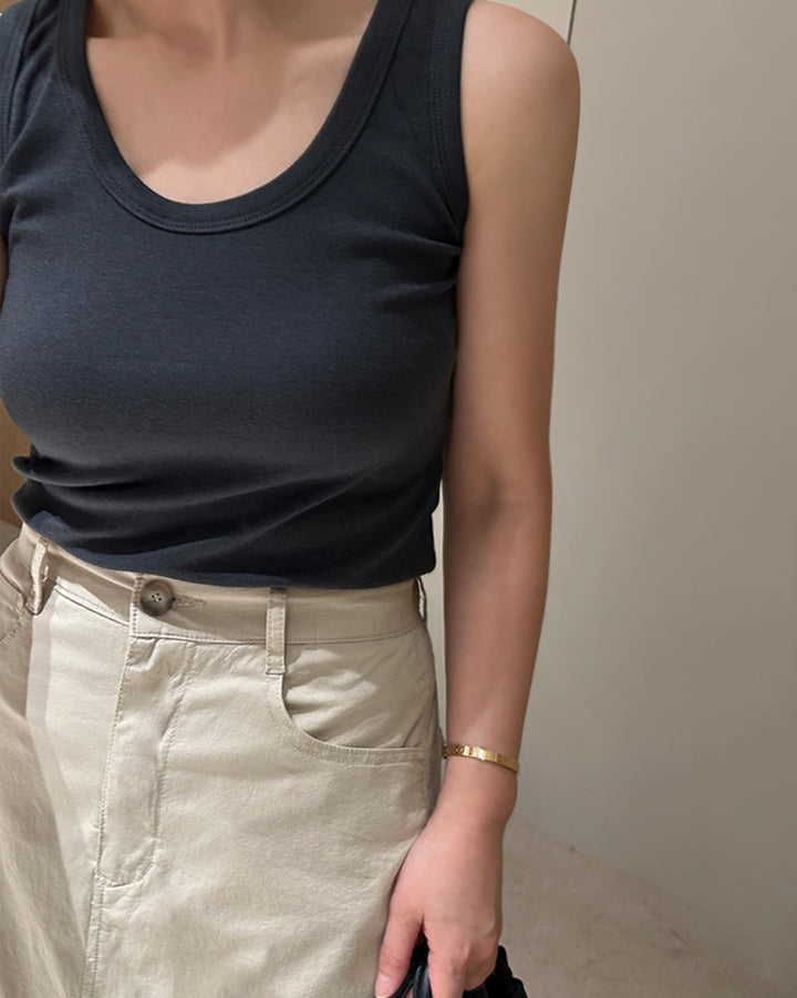 Essential U-Neck Tank Top
