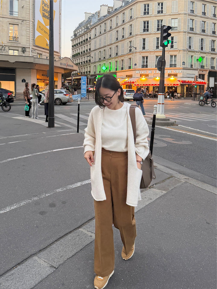 Tailored Wide-Leg Trousers in Warm Camel