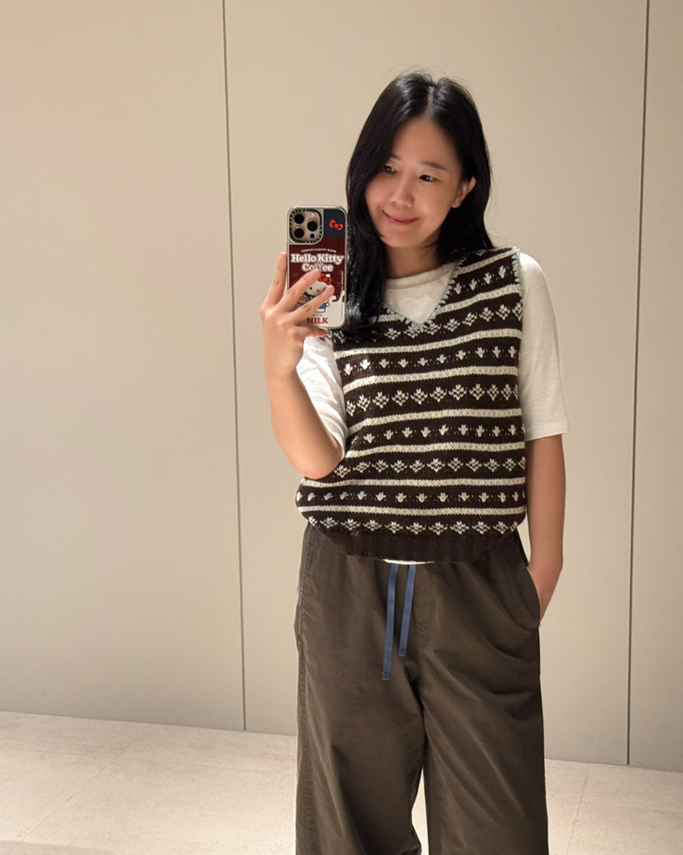 Contrast Stitched Patterned Knit Vest