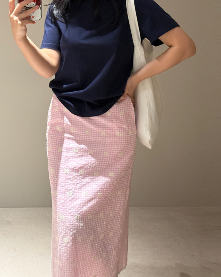 Pink Check Floral Embroidery Straight Skirt