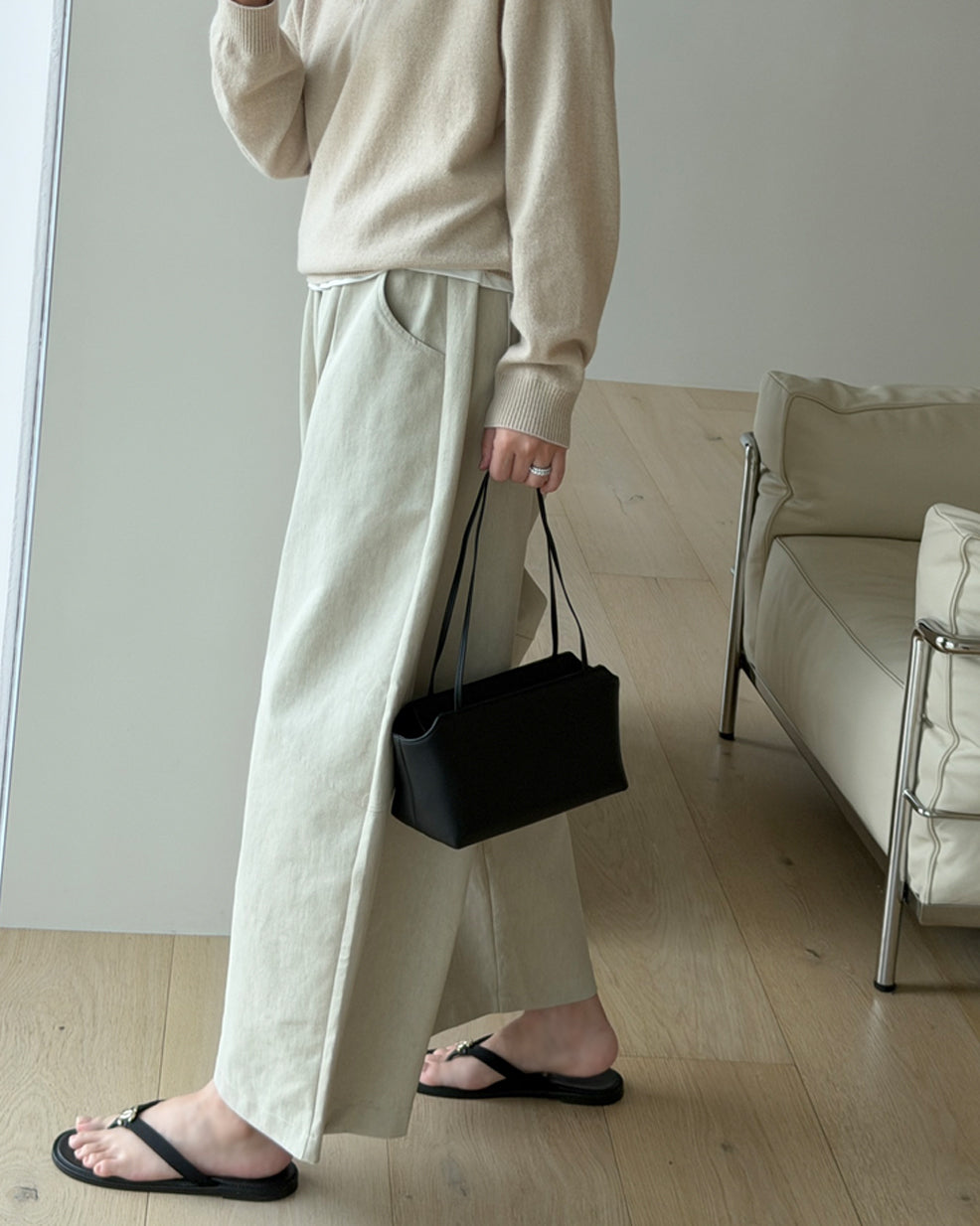 Structured Barrel-Leg Elastic Pants