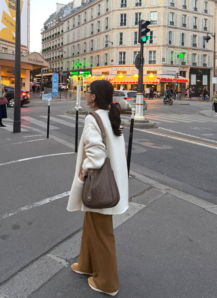 Tailored Wide-Leg Trousers in Warm Camel