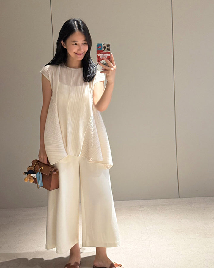 Pleated A-Line Cap Sleeve Blouse