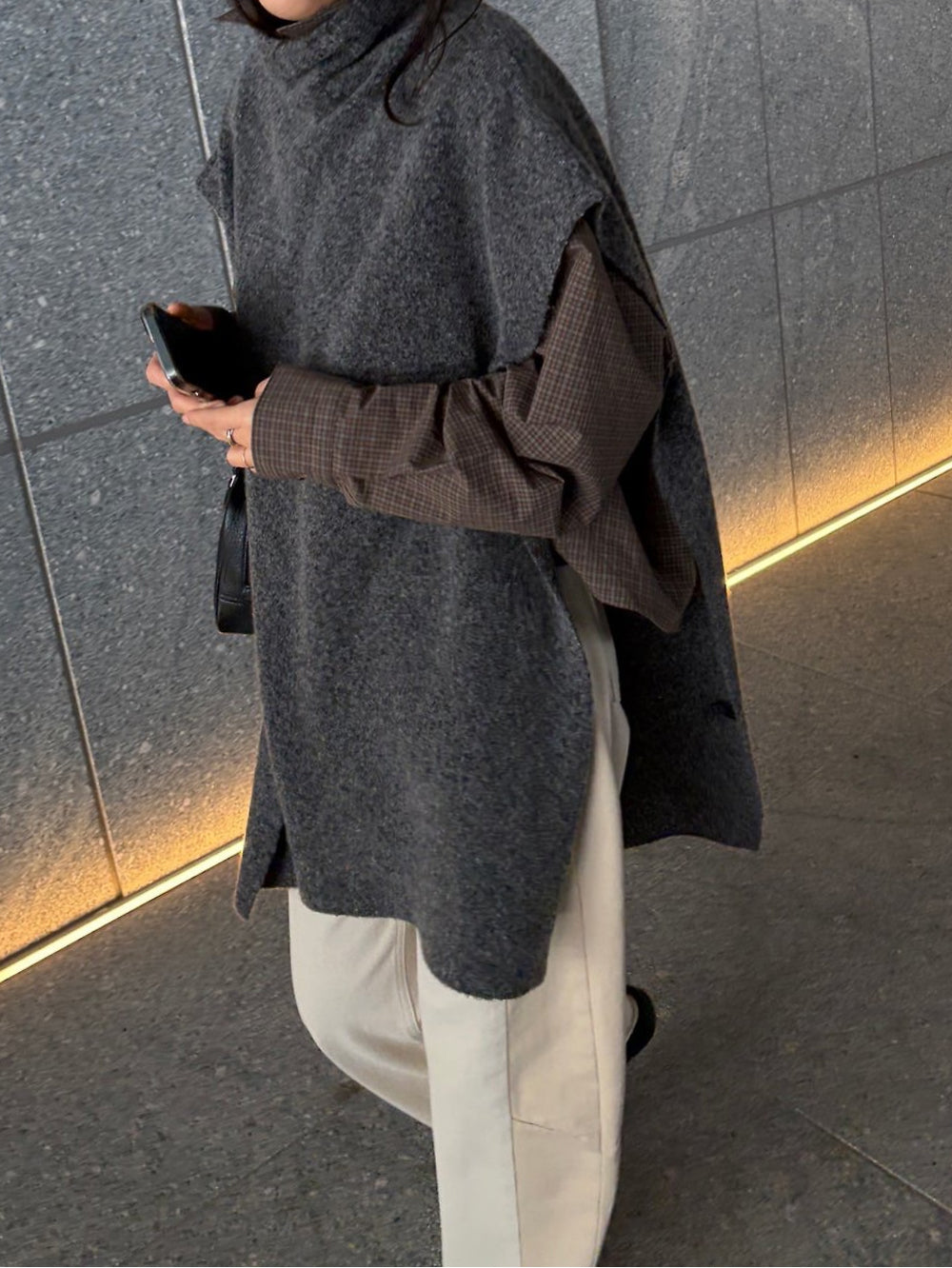 Two-Tone Raw-Hem Barrel Pants