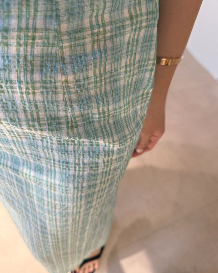 Textured Gingham Straight Long Skirt