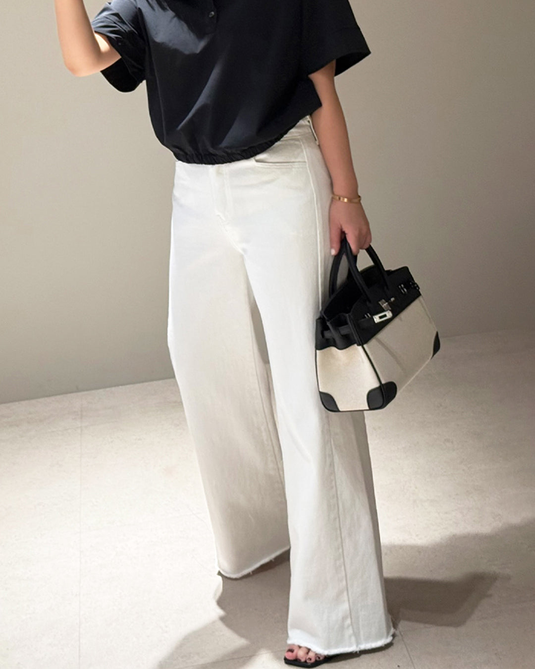 Raw Hem Wide Flared White Jeans
