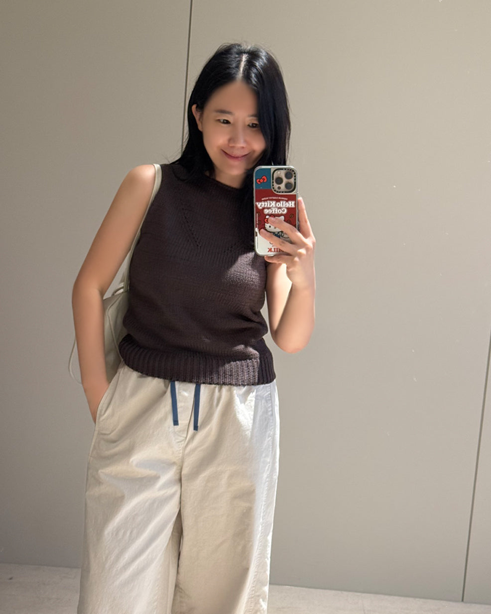 V-Detail Sleeveless Knit Vest Top