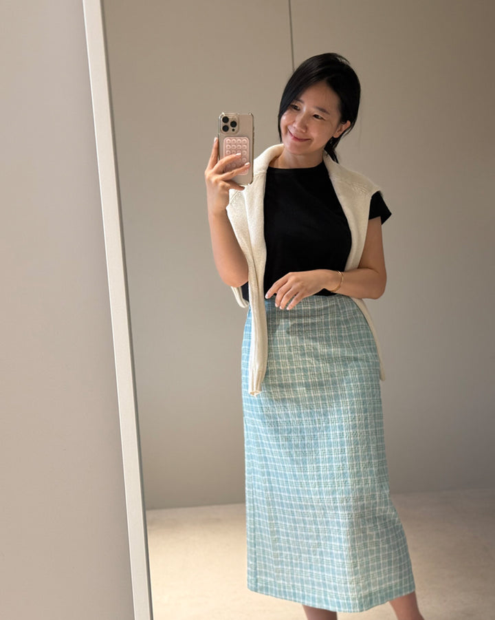Textured Gingham Straight Long Skirt