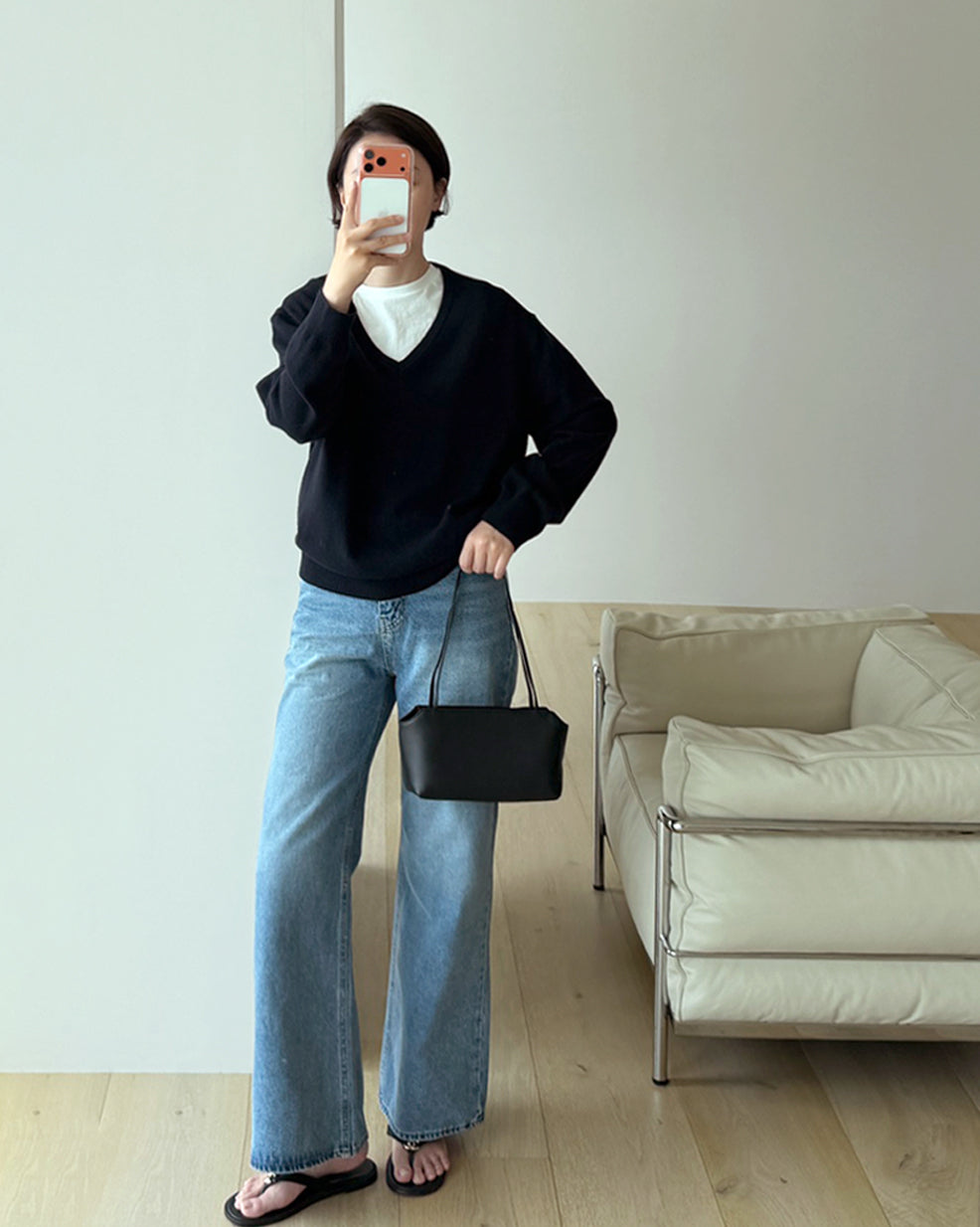 ストラクチャード ストレート セミワイド ジーンズ