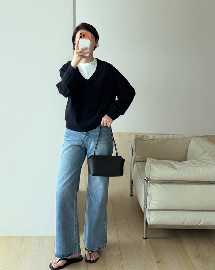 ストラクチャード ストレート セミワイド ジーンズ