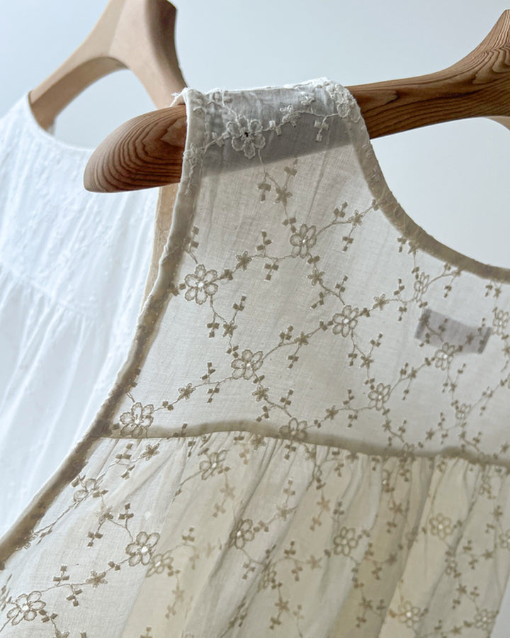 Sleeveless Eyelet Lace Long Nightdress