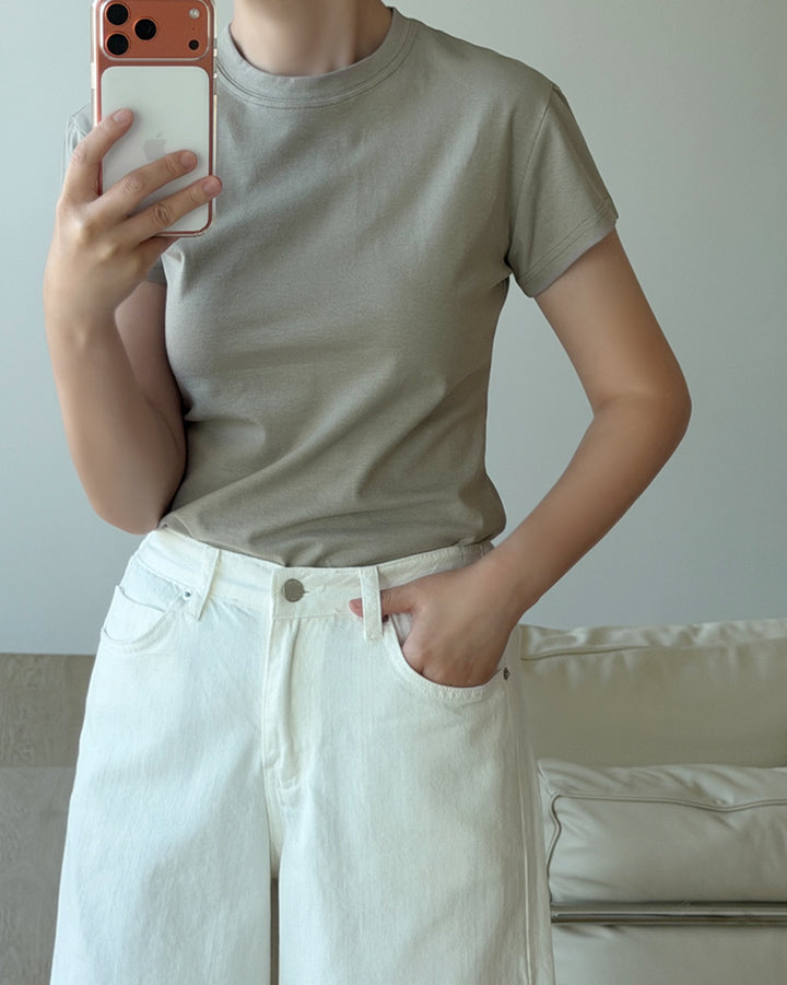Essential Fitted Crewneck Cotton Tee