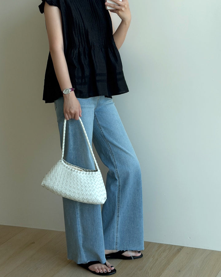 Light Wash Raw Edge Wide Jeans