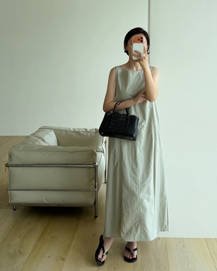 Seam-Detail Sleeveless Long Dress