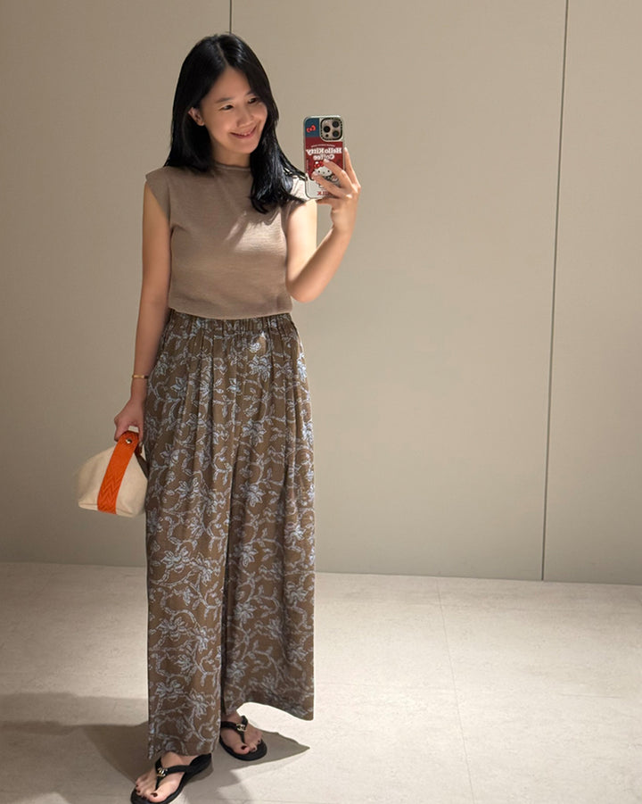 Floral Print Wide Leg Pleated Pants