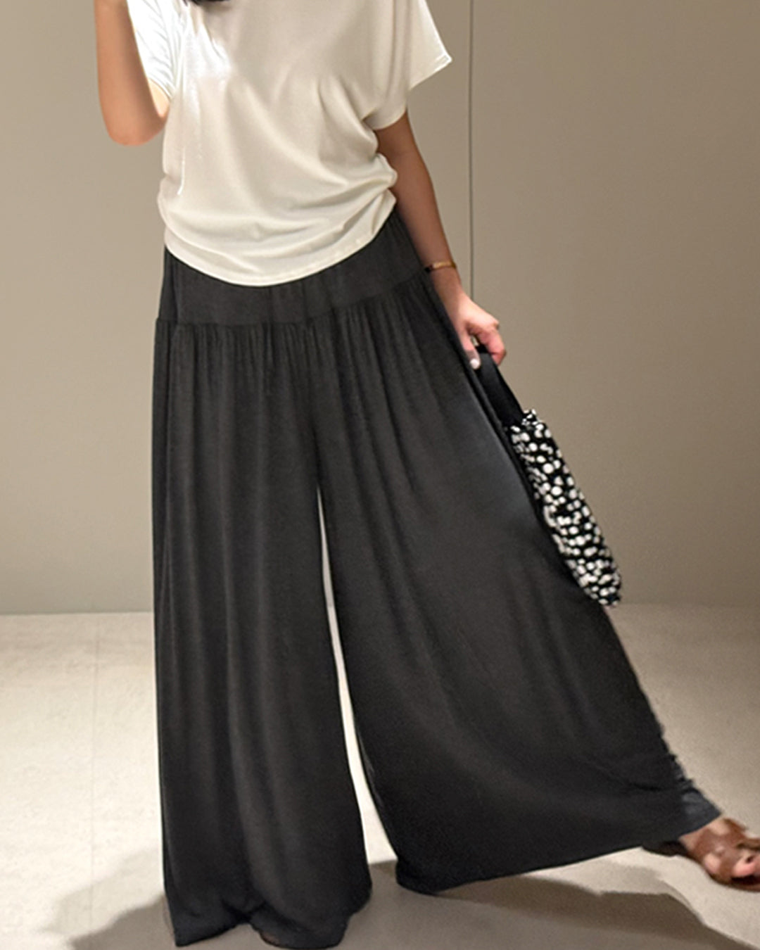 Pleated High-Rise Flowy Wide-Leg Pants