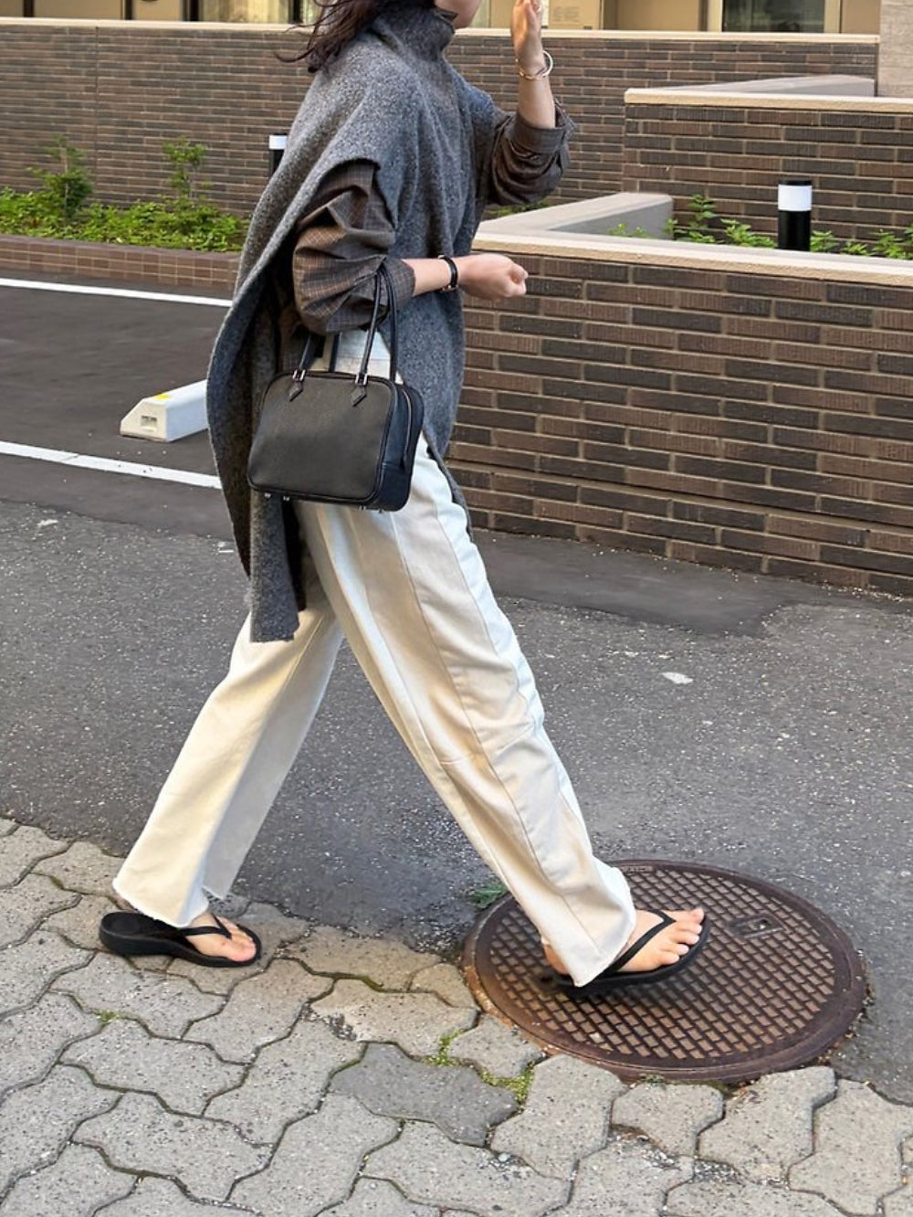 Two-Tone Raw-Hem Barrel Pants